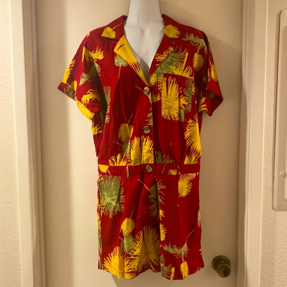 Free people shorts jumper. Size medium